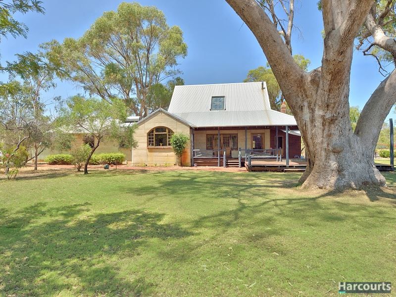 44 Serpentine Way, Stake Hill WA 6181, Image 2