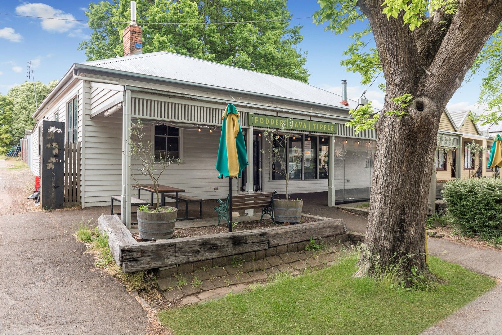 1 bedrooms House in 18 Market Street TRENTHAM VIC, 3458