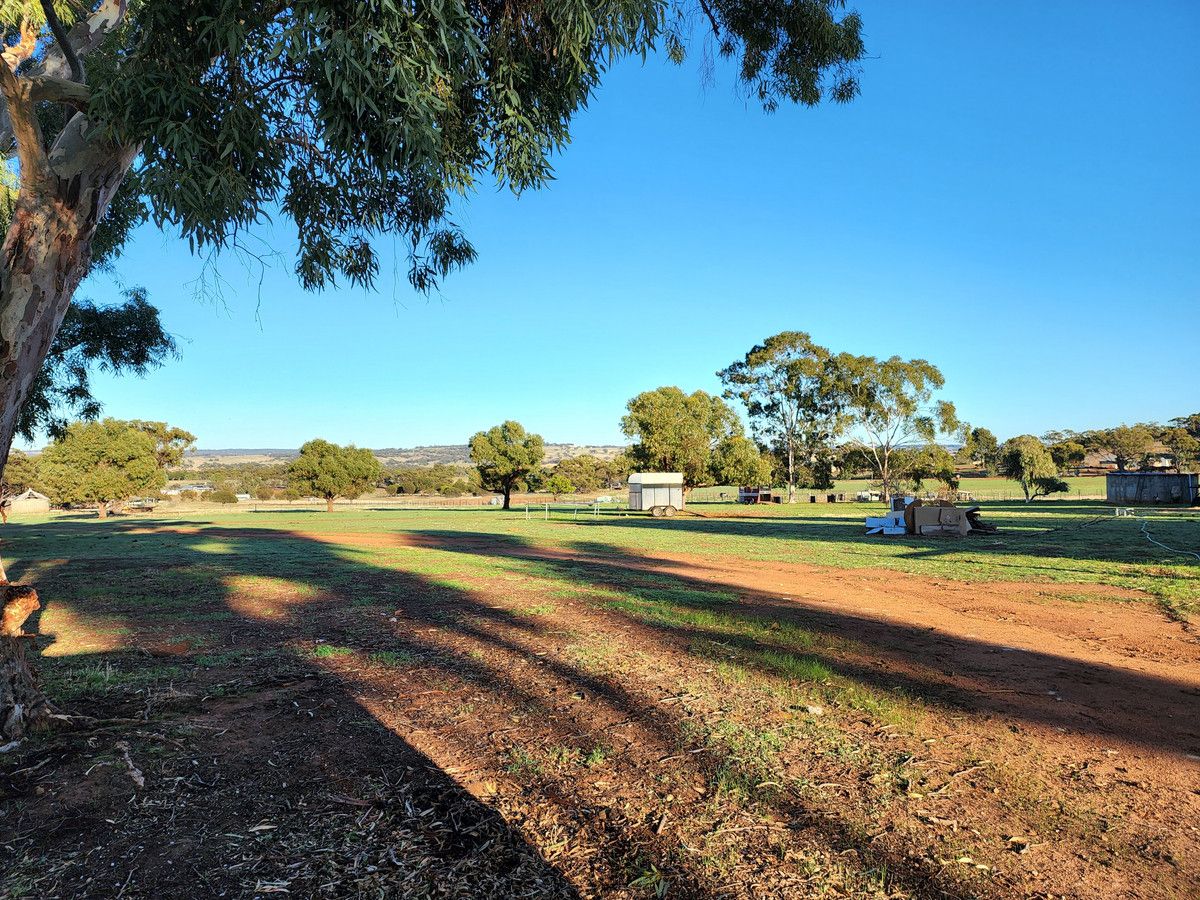 32 Second Road Bejoording, Toodyay WA 6566, Image 2