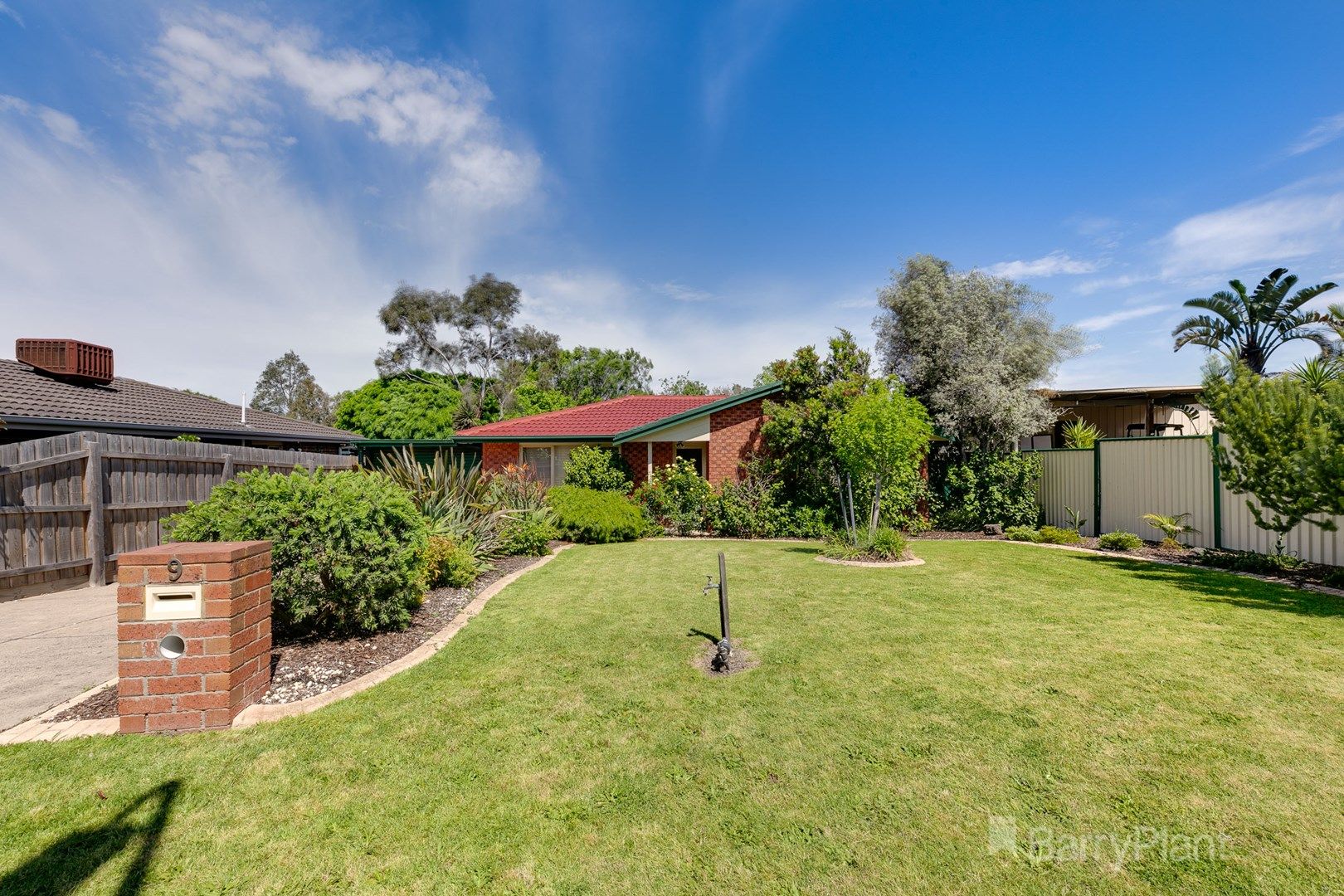 3 bedrooms House in 9 Beryl Court NARRE WARREN VIC, 3805