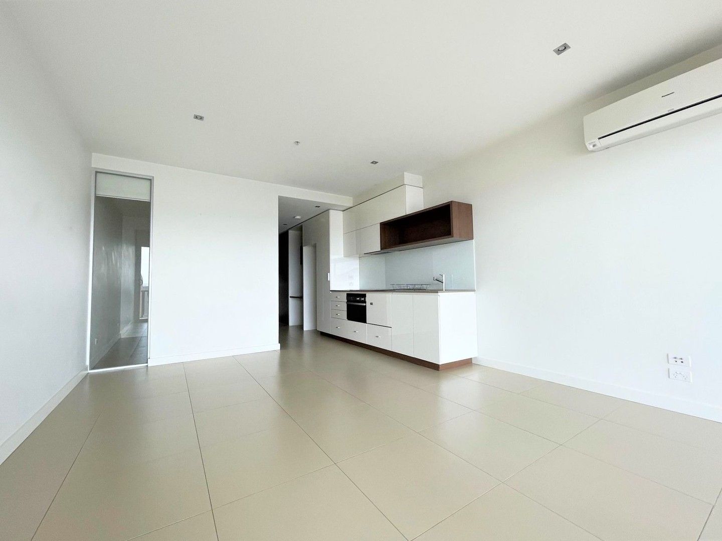 1 bedrooms Apartment / Unit / Flat in 55/48 Eucalyptus Drive MAIDSTONE VIC, 3012