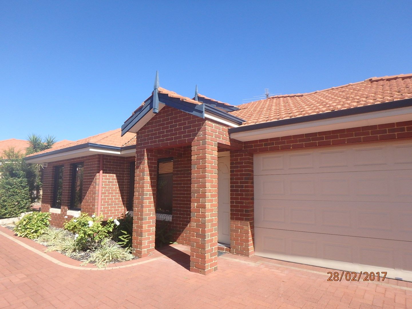 3 bedrooms Villa in 23B Mars Street CARLISLE WA, 6101