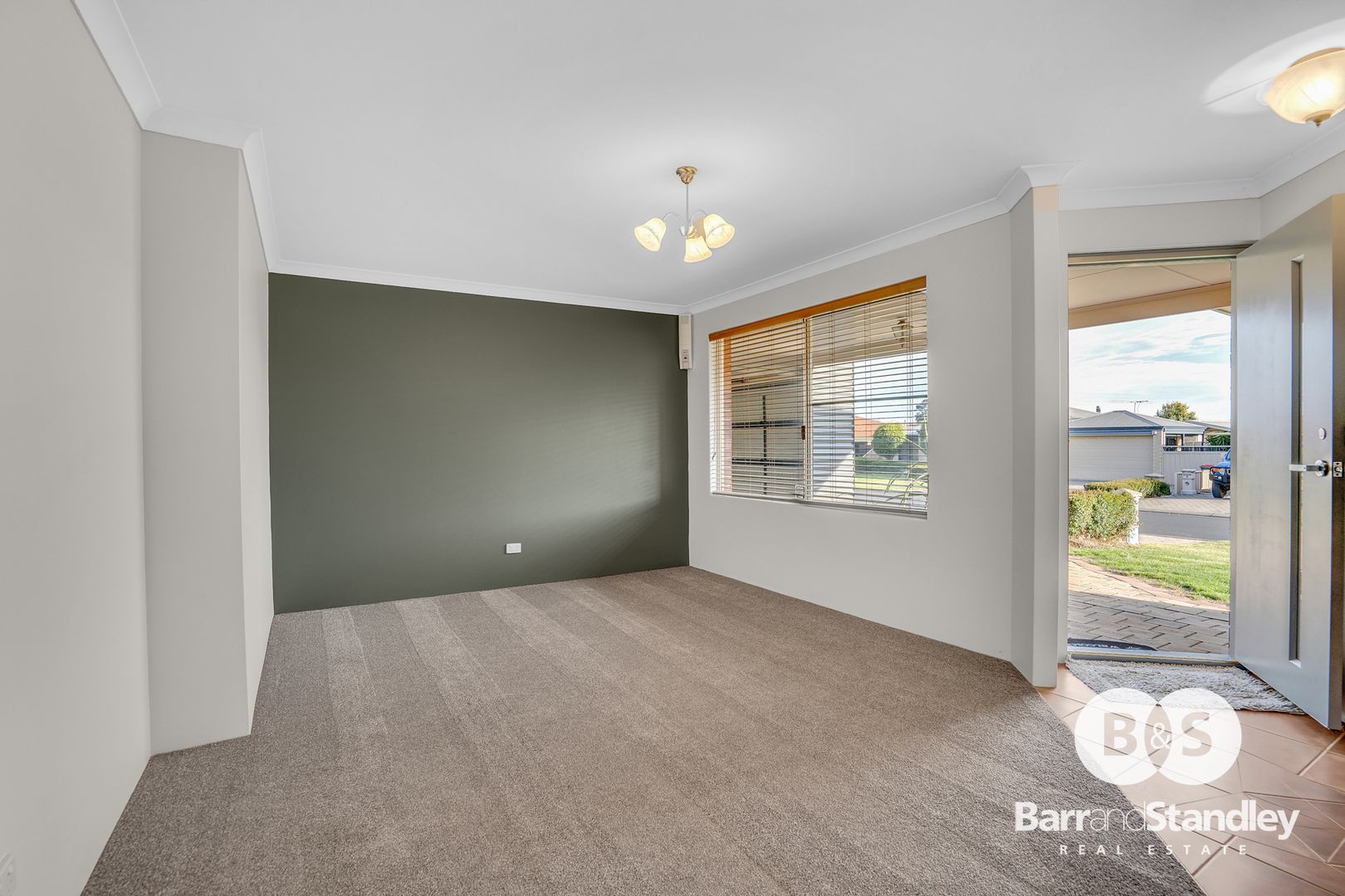 7 Cheviot Way, Eaton WA 6232, Image 2