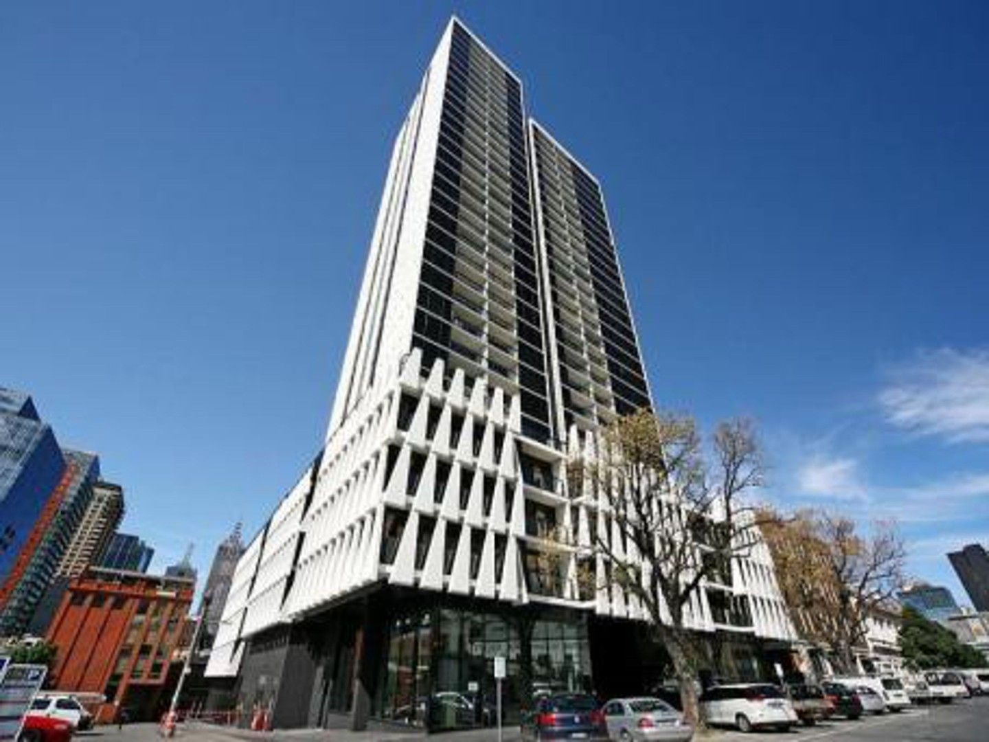 2 bedrooms Apartment / Unit / Flat in 409/33 Mackenzie Street MELBOURNE VIC, 3000