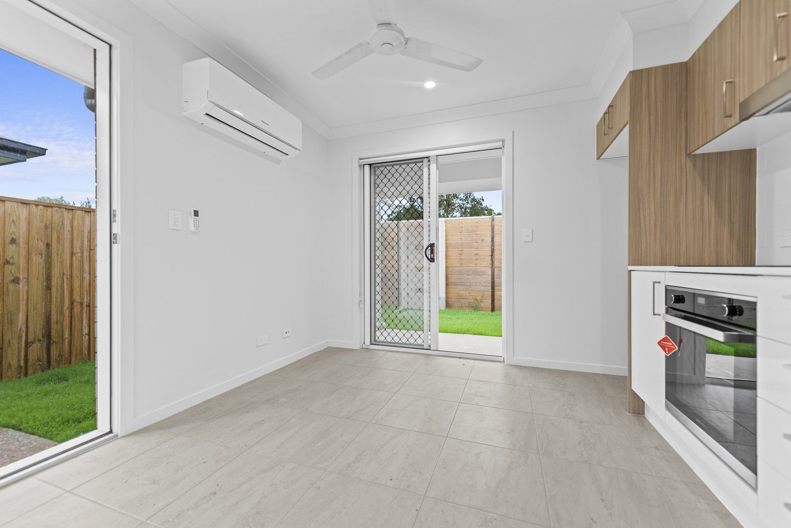 2 bedrooms Duplex in 34B Charlotte Crescent CABOOLTURE QLD, 4510