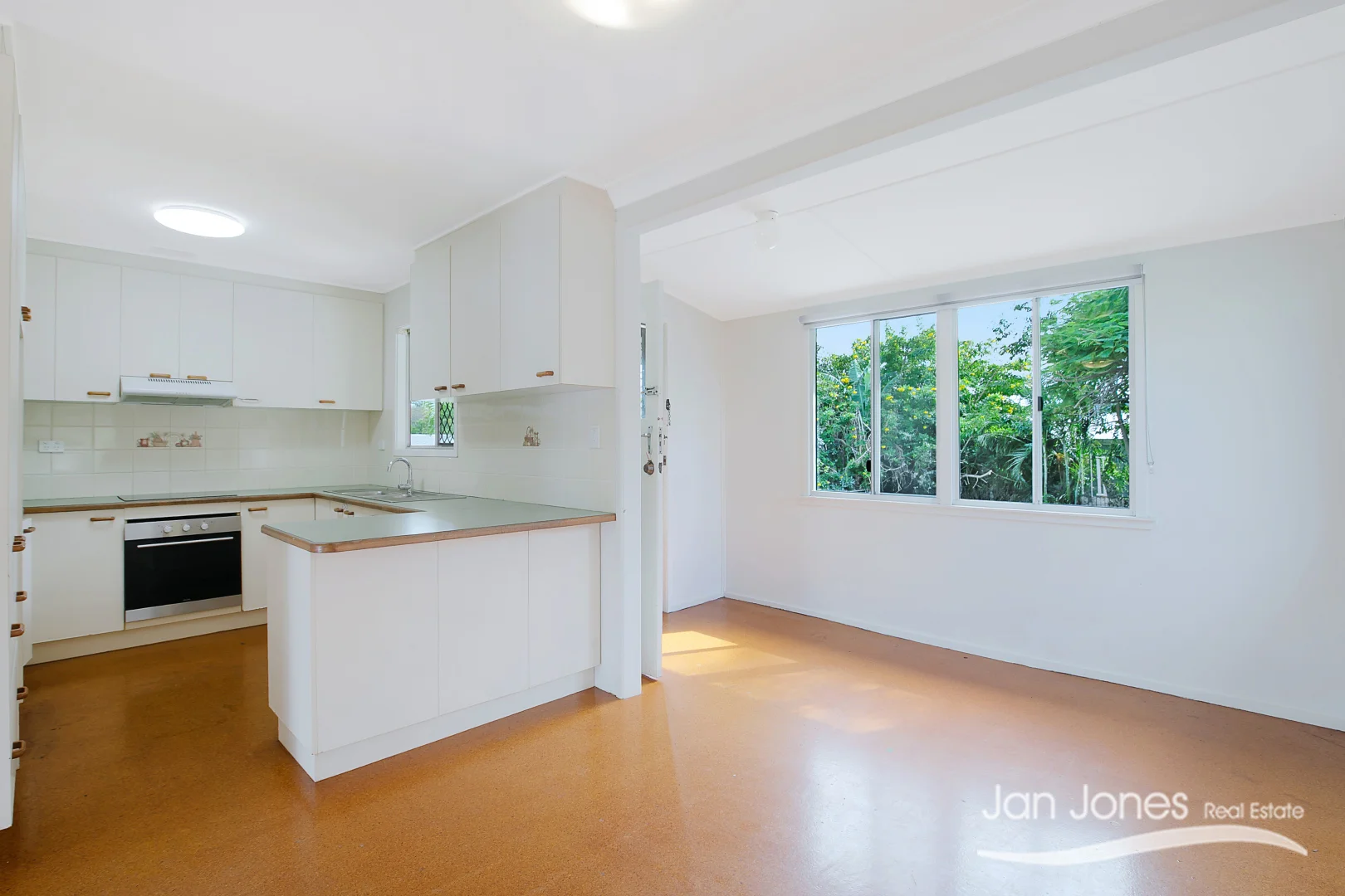 Additional image 6 of 13 Baringa Street, Clontarf QLD 4019