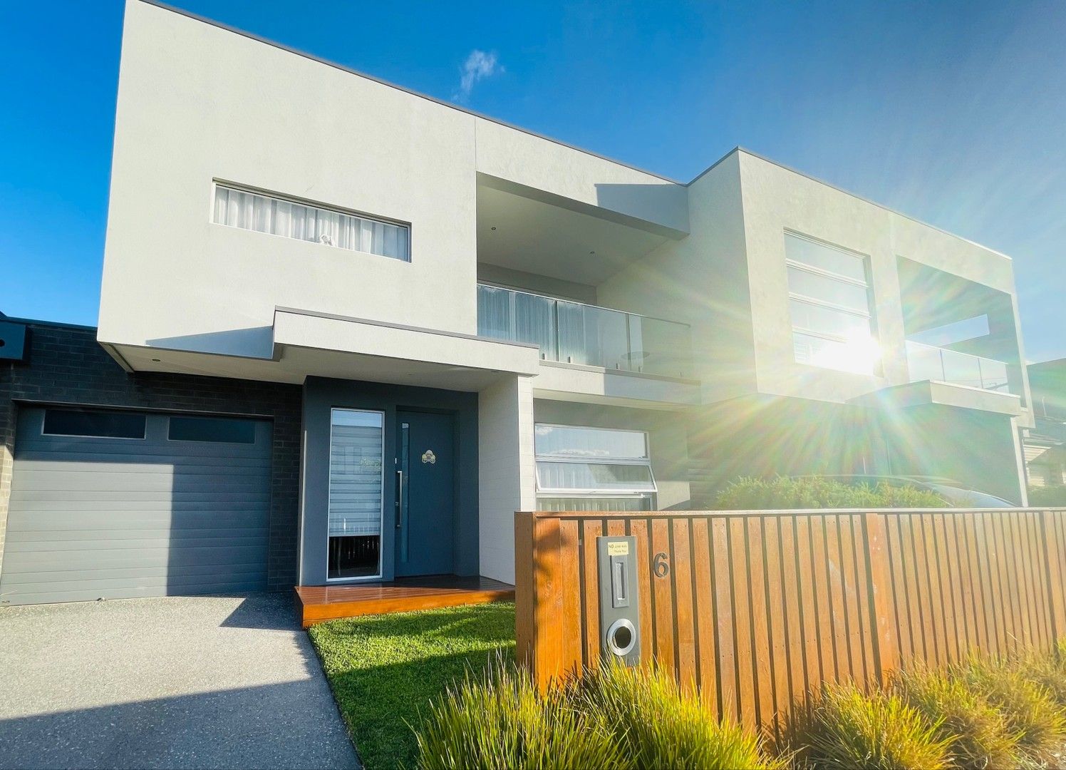 6 Swan Walk, Chelsea VIC 3196 Domain