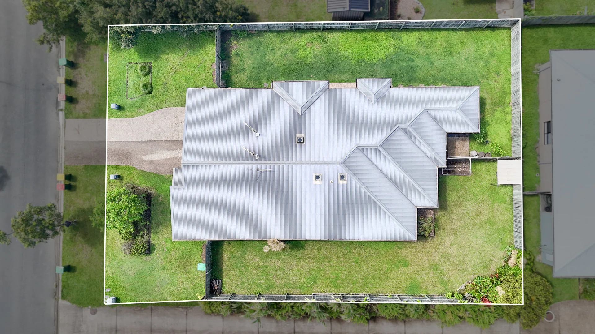 Additional image 17 of 1&2/13 Reo Place, Yandina QLD 4561