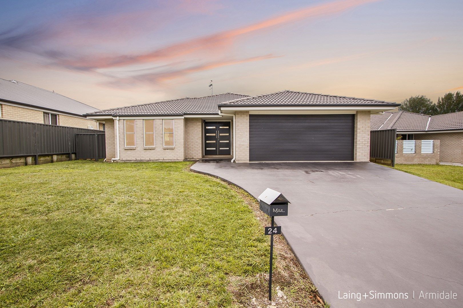 24 Albion Close, Armidale NSW 2350, Image 0