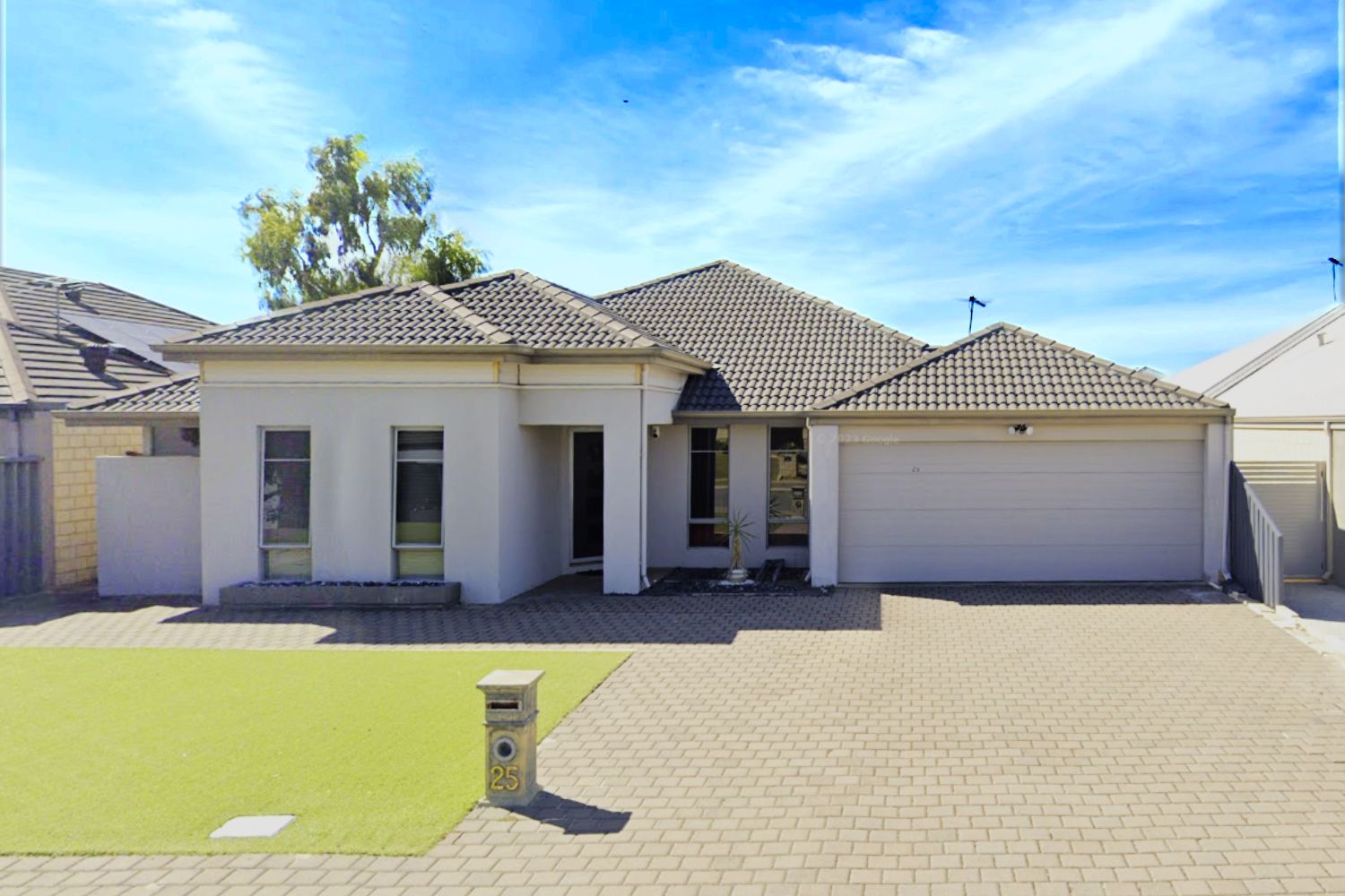 5 bedrooms House in 25 Pavonia Parade BALDIVIS WA, 6171