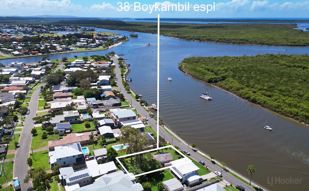 38 Boykambil Esplanade South, Hope Island QLD 4212, Image 2