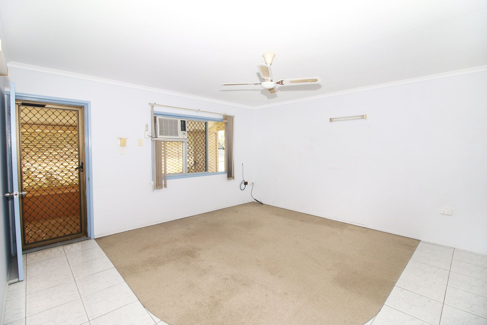 99 Albert Street, Cranbrook QLD 4814, Image 2