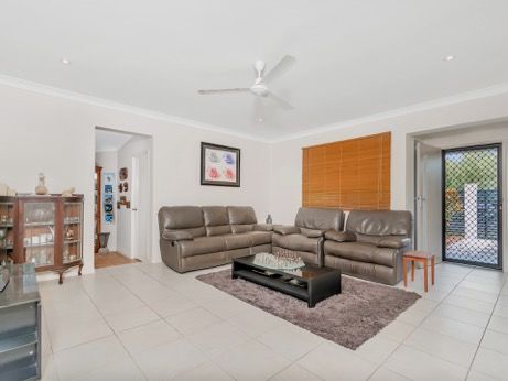 17 Calder St, Edge Hill QLD 4870, Image 1