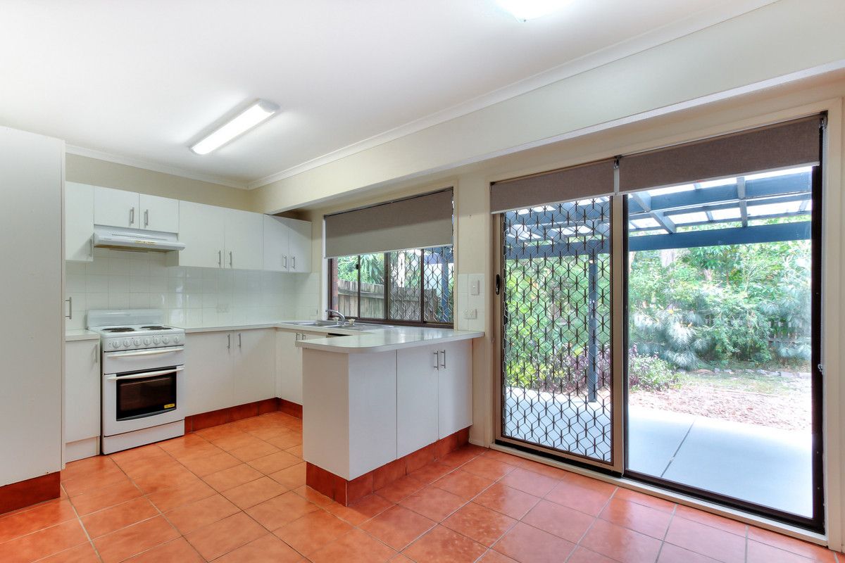 10/79 Dorset Drive, Rochedale South QLD 4123, Image 2