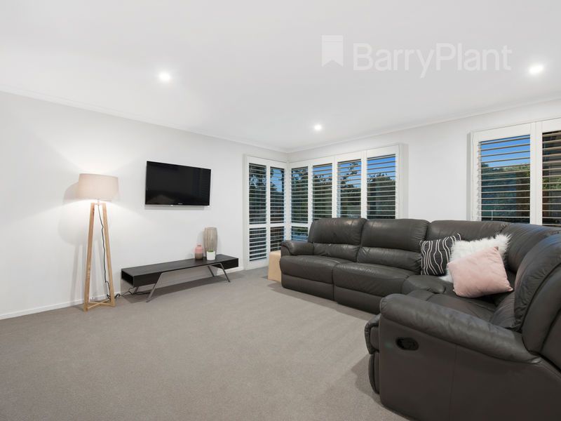 23 Watersedge Close, Knoxfield VIC 3180, Image 1