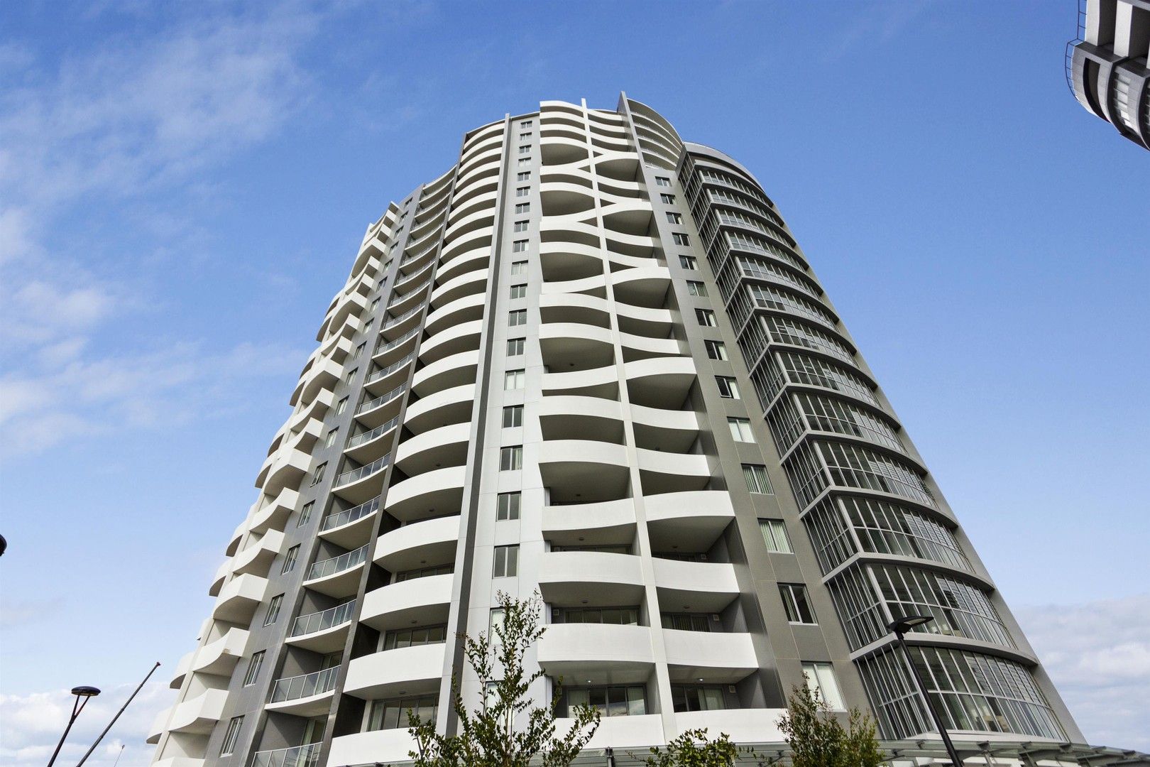 1 bedrooms Apartment / Unit / Flat in B915/299 Old Northern Rd CASTLE HILL NSW, 2154