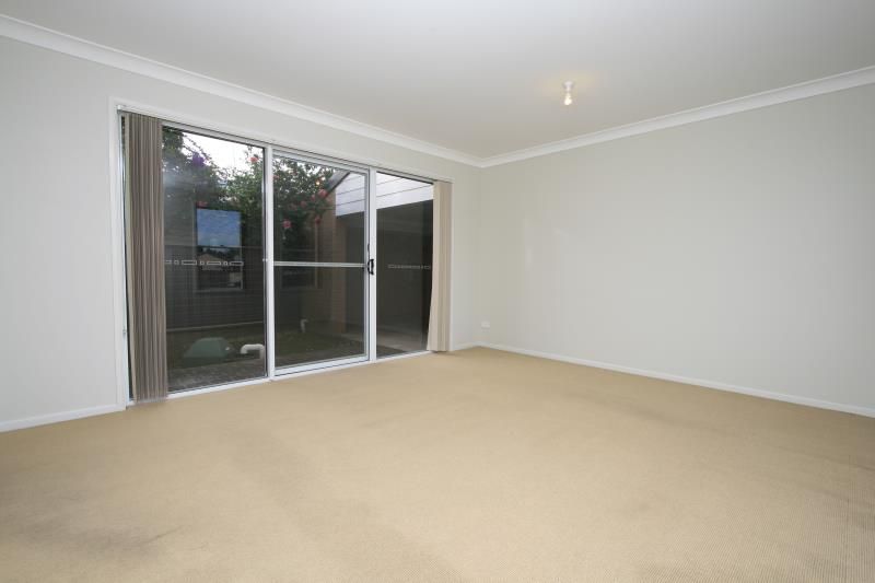 35 Robertson Street, Carrington NSW 2294