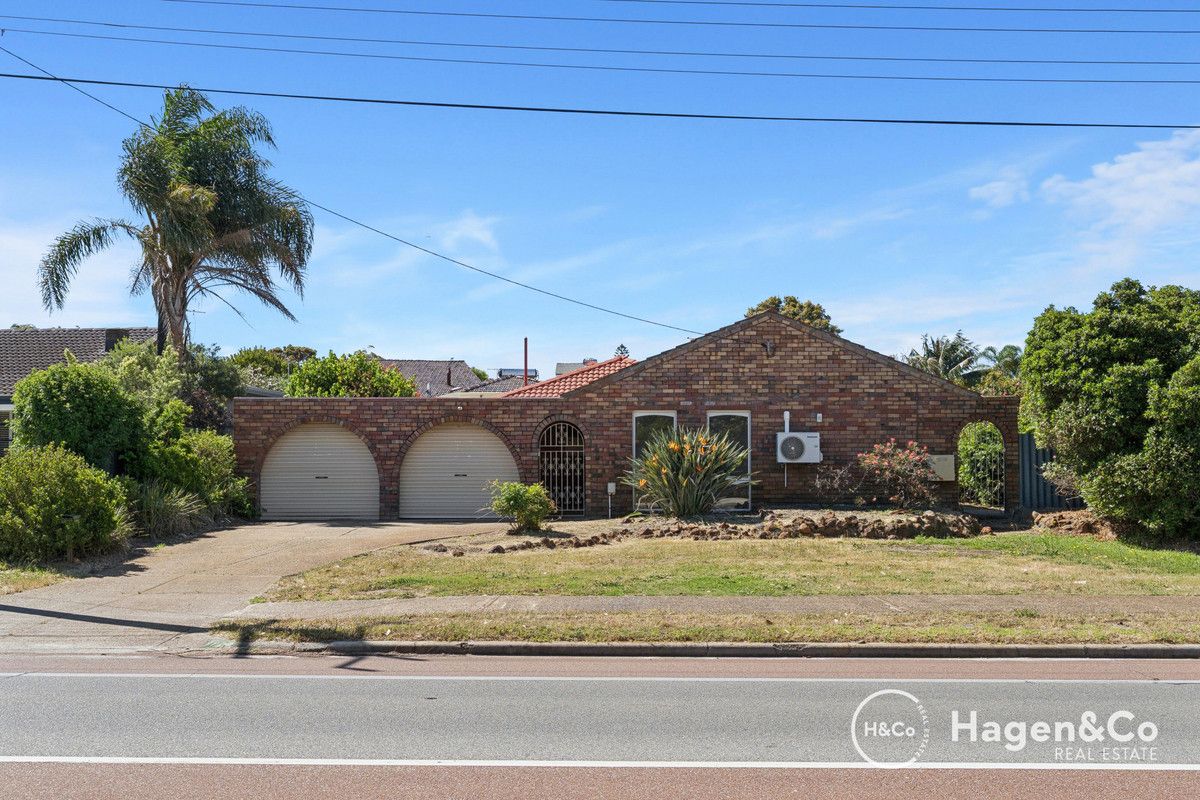 4 bedrooms House in 125 Parry Avenue BULL CREEK WA, 6149