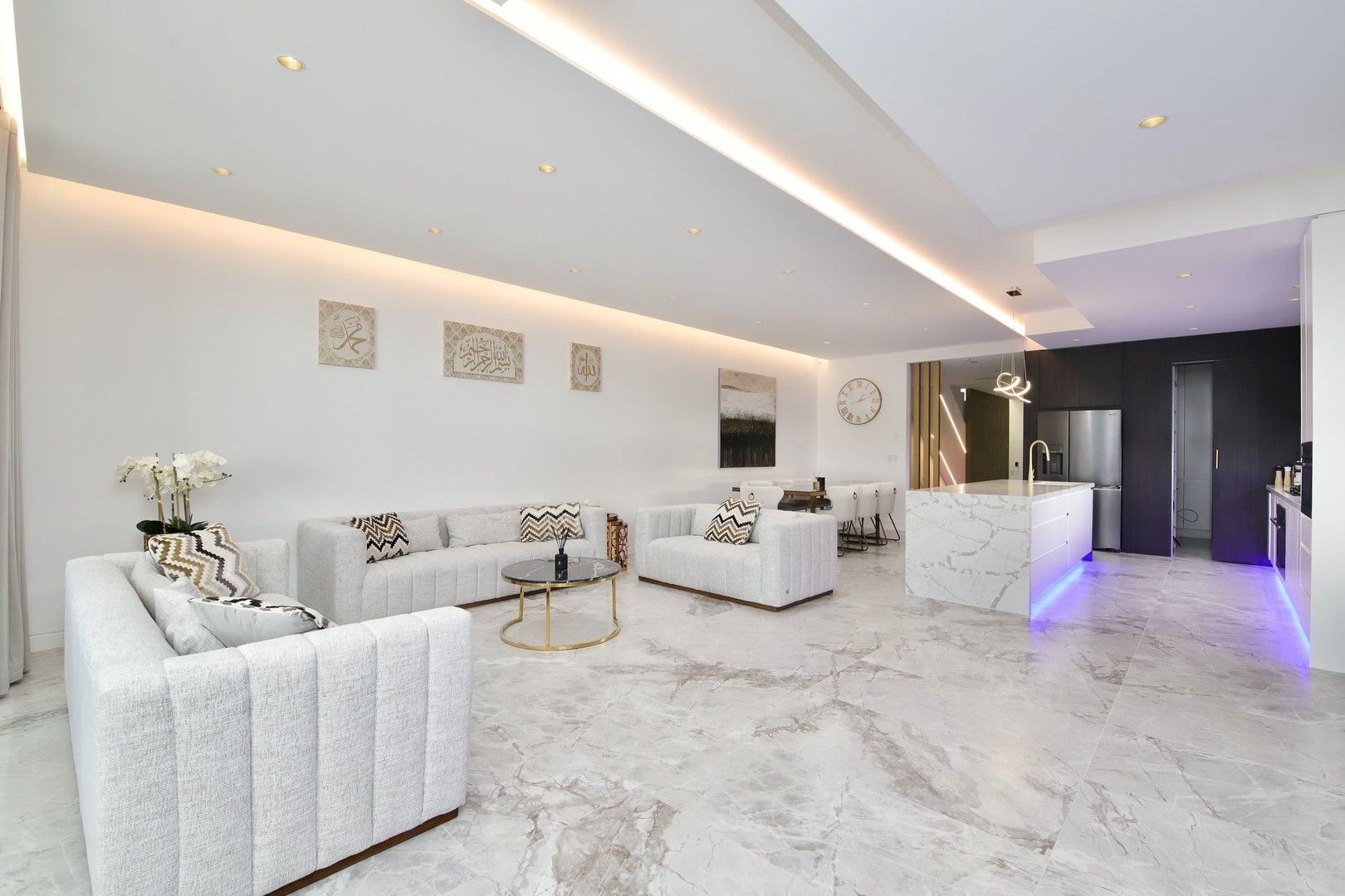 3 bedrooms Duplex in 18 Simmat Avenue CONDELL PARK NSW, 2200