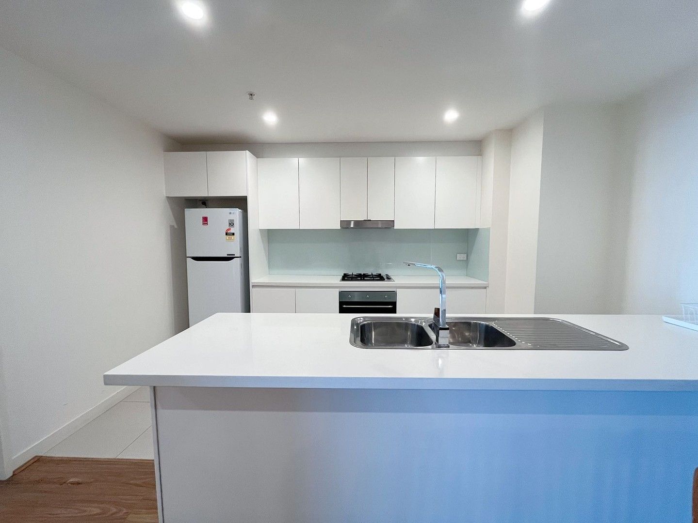 3 bedrooms Apartment / Unit / Flat in 602/32-34 Levey Street WOLLI CREEK NSW, 2205