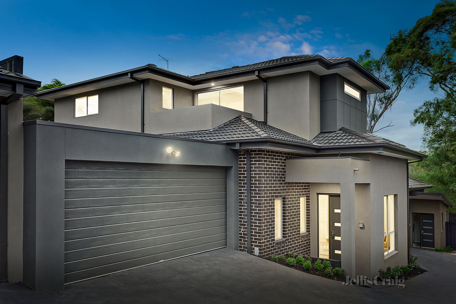 3/4 Betty Court, Mount Waverley VIC 3149, Image 1