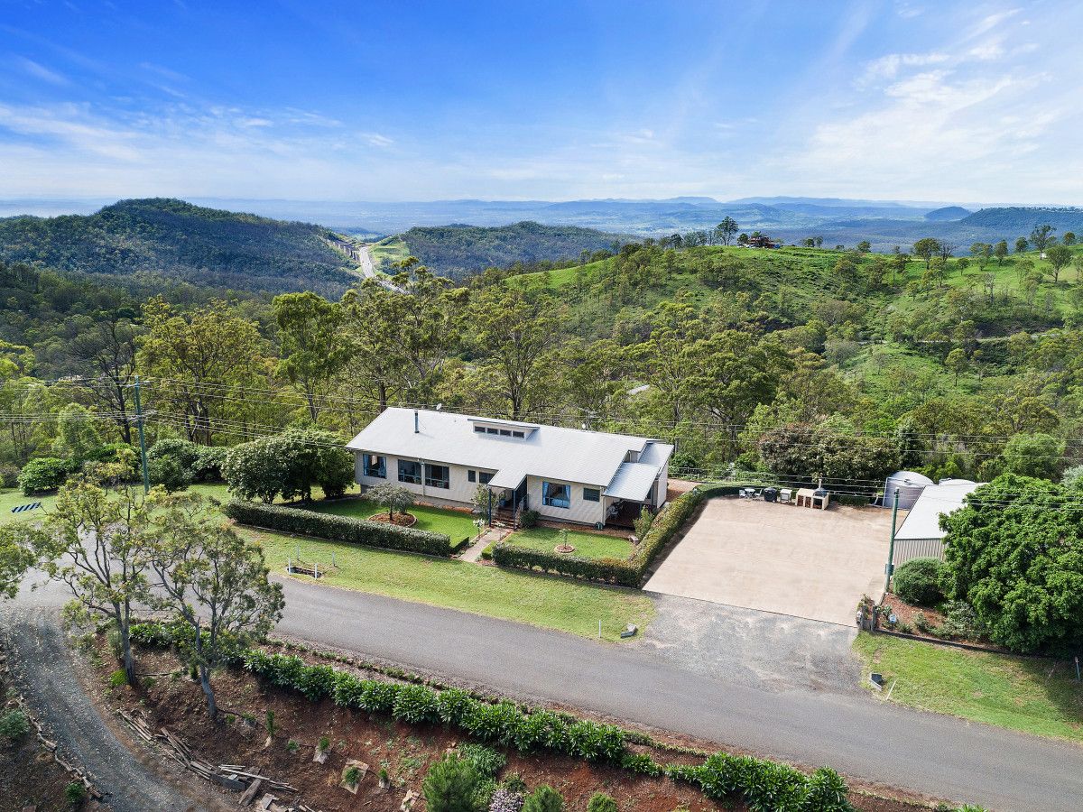 3 Vayro Road, Blue Mountain Heights QLD 4350, Image 1