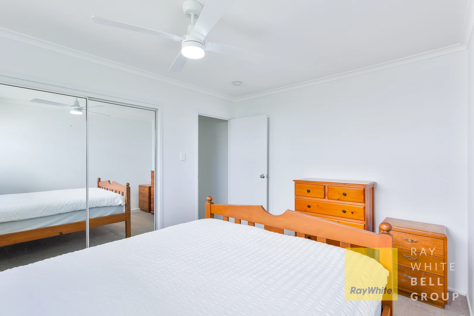 Additional image 31 of 35 Sunshine Boulevard, Broadbeach Waters QLD 4218