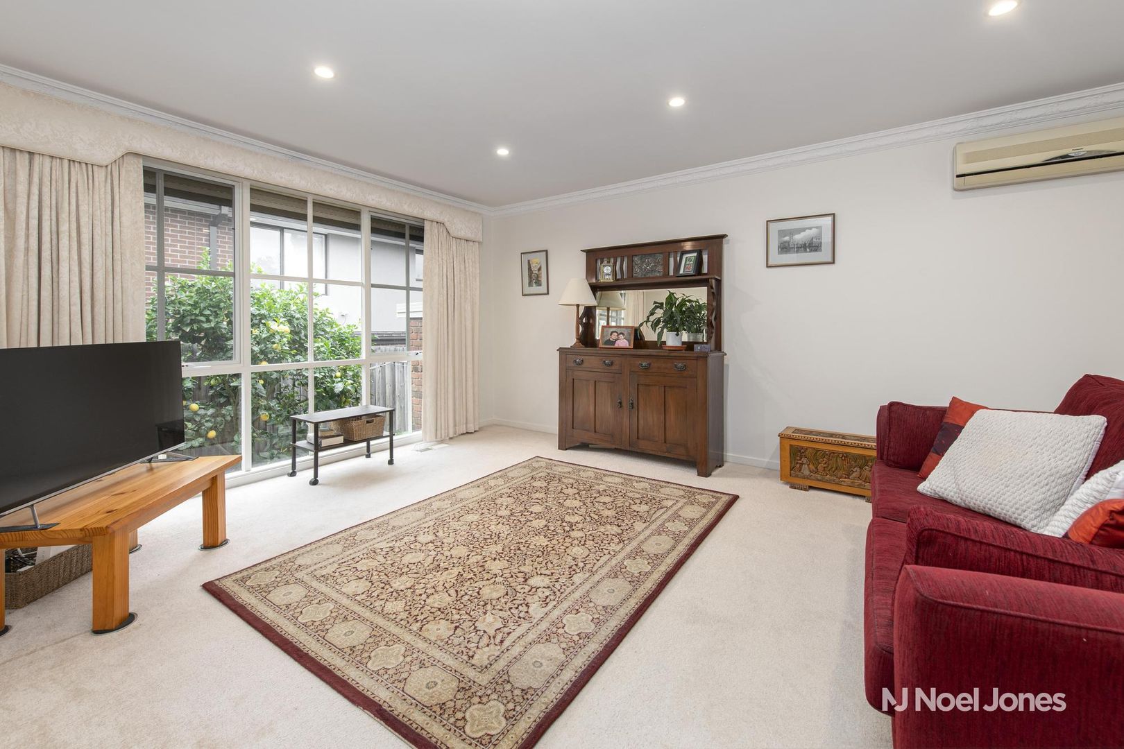 2/2A Aberdeen Road, Blackburn South VIC 3130, Image 1