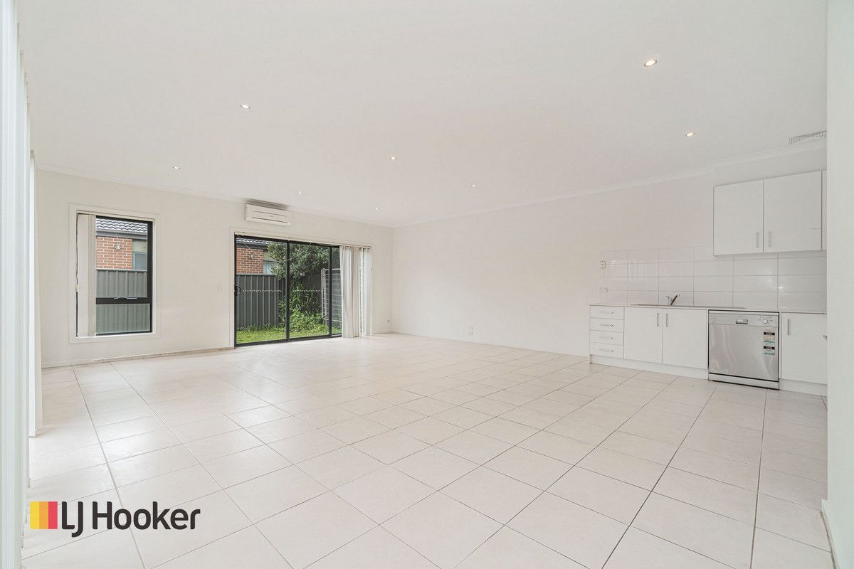 5 Densham Way, Craigieburn VIC 3064, Image 1