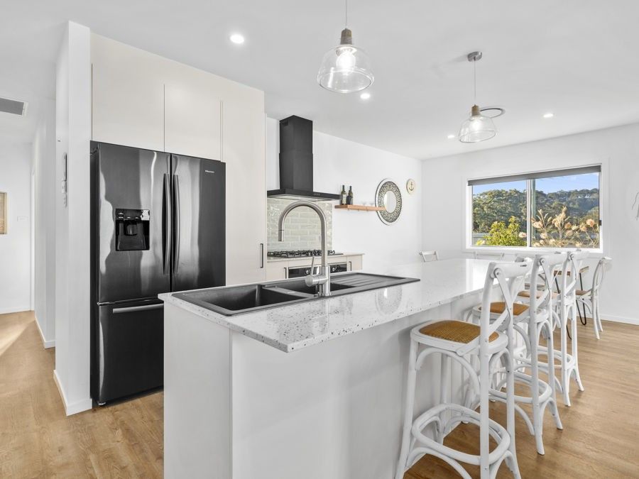 30 Sunshine Circuit, Emerald Beach NSW 2456, Image 0