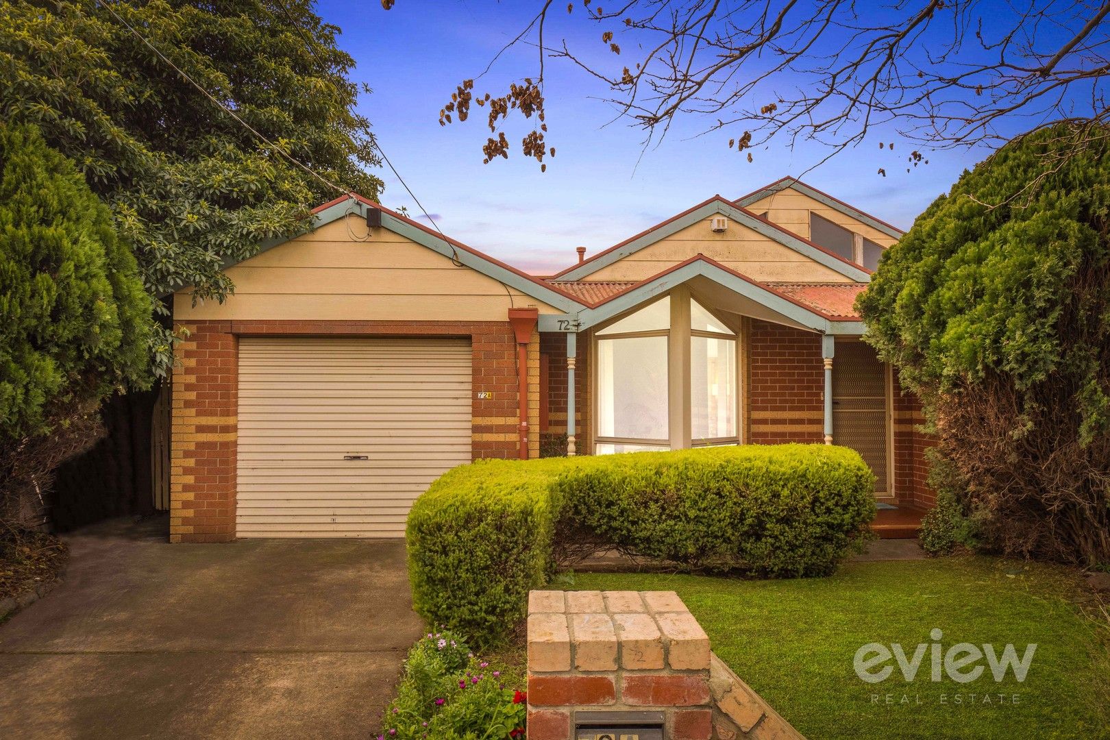 2 bedrooms Apartment / Unit / Flat in 72A Duncans Road WERRIBEE VIC, 3030
