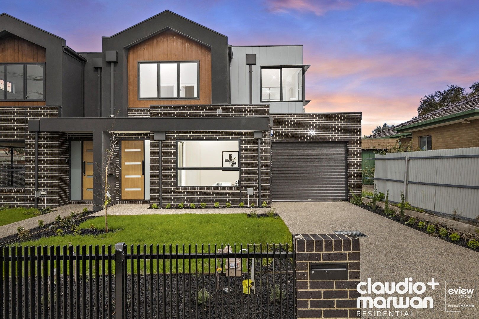 4 bedrooms House in 1/5 Callander Road PASCOE VALE VIC, 3044