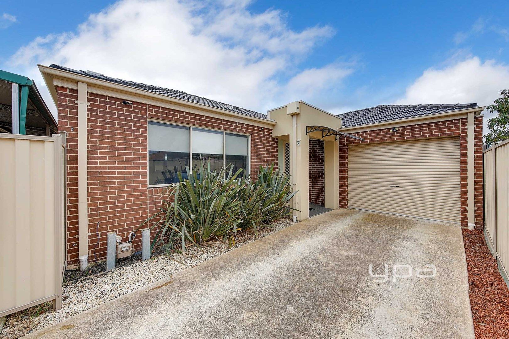 2/8 Frederick Street, Fawkner VIC 3060, Image 0