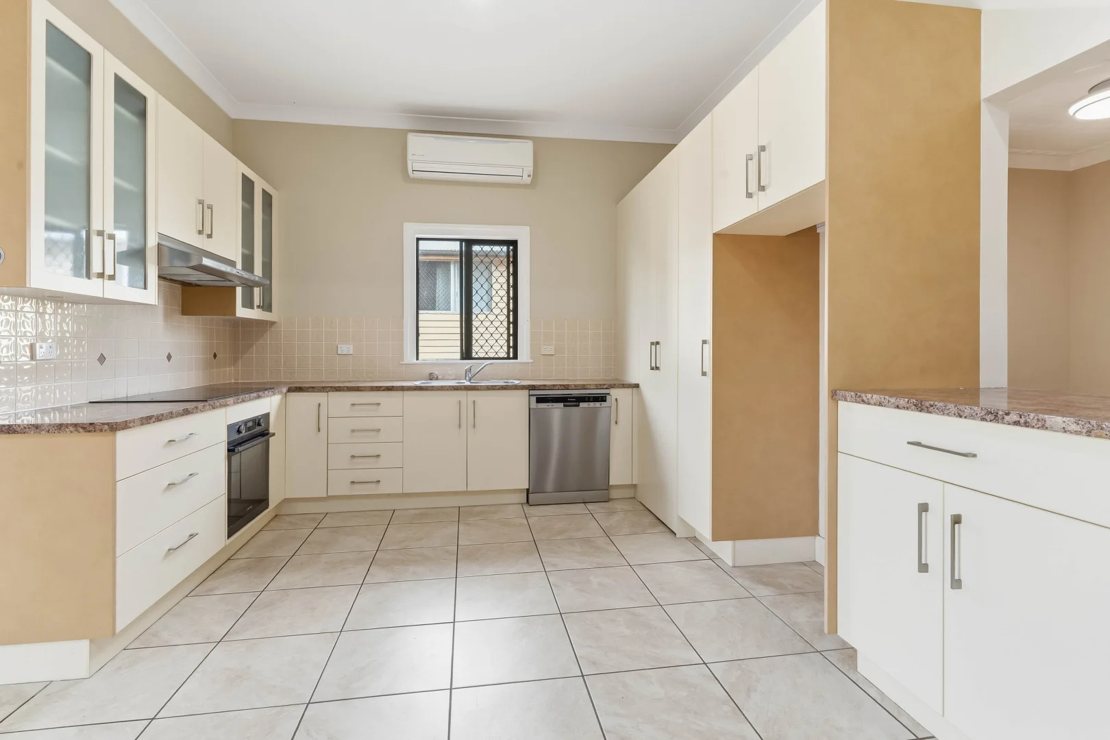 Additional image 2 of 31 Agnes Street, The Range QLD 4700