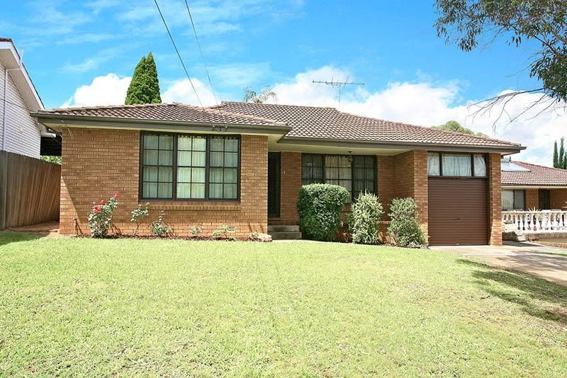 101 Caroline Chisholm Drive, Winston Hills Property History & Address