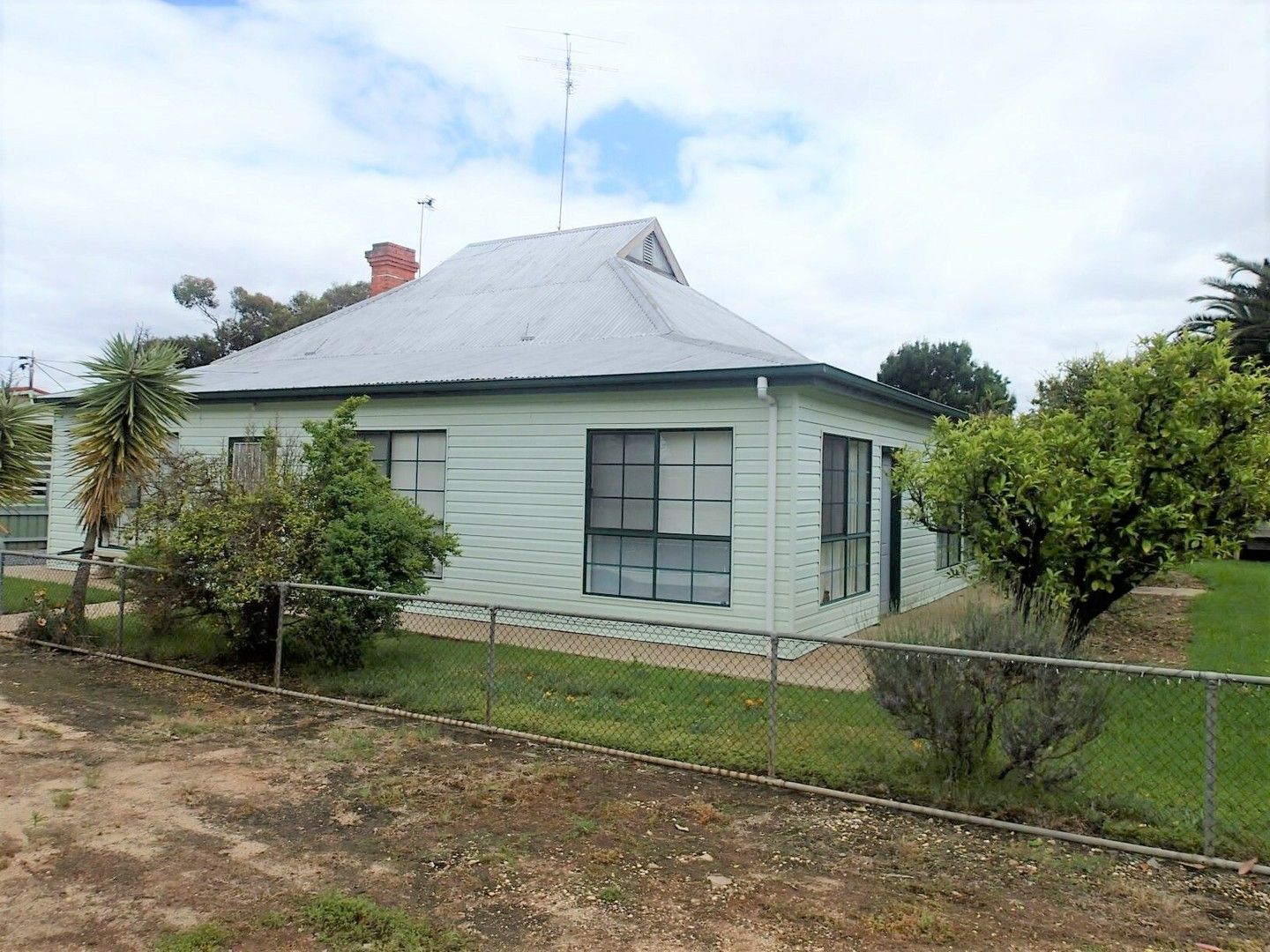 7 Osborne St, Urana NSW 2645, Image 0