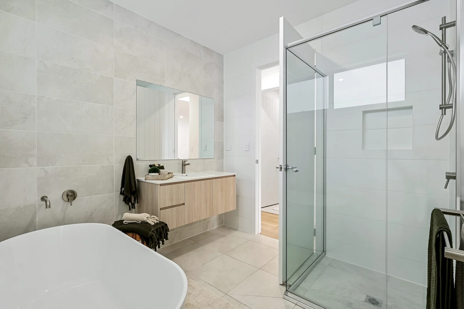 Additional image 5 of A/28 Downwind Street, Badagarang NSW 2540