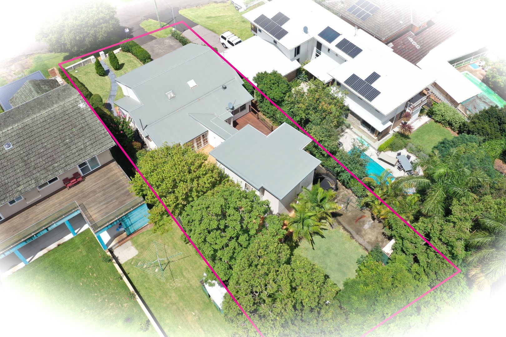 12 Frederick Street, Point Frederick Property History & Address