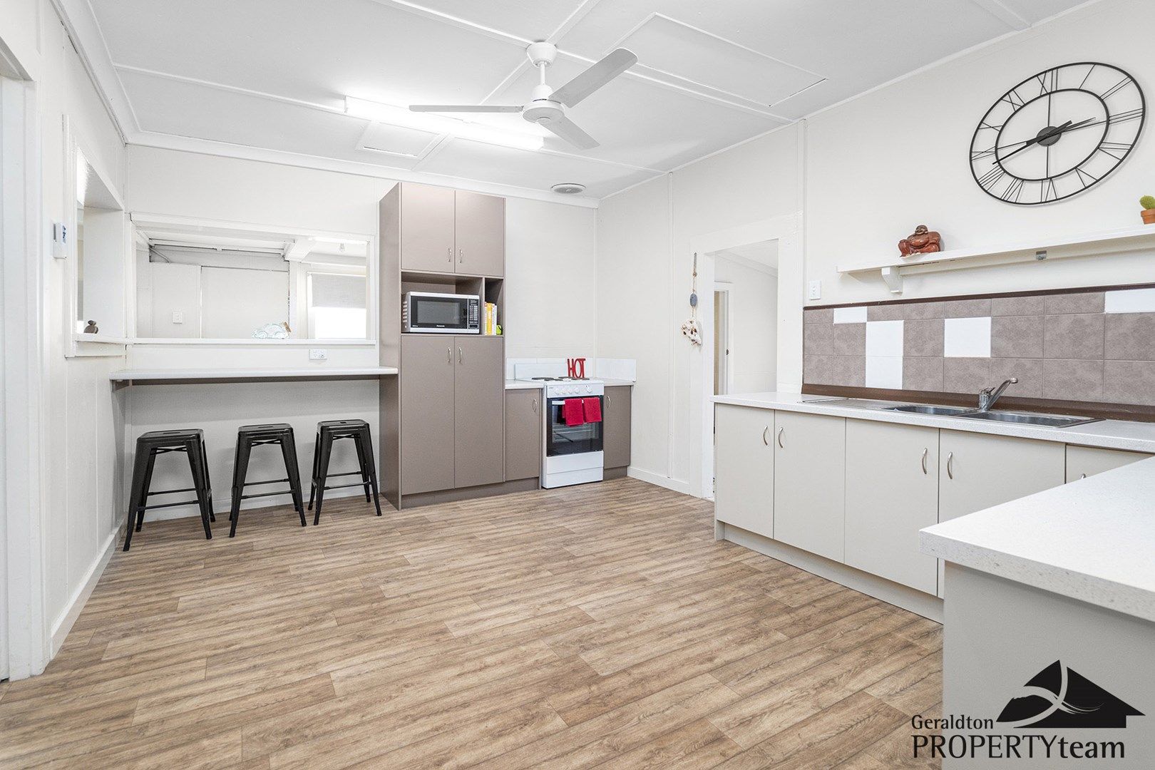 231 First Street, Wonthella WA 6530, Image 0