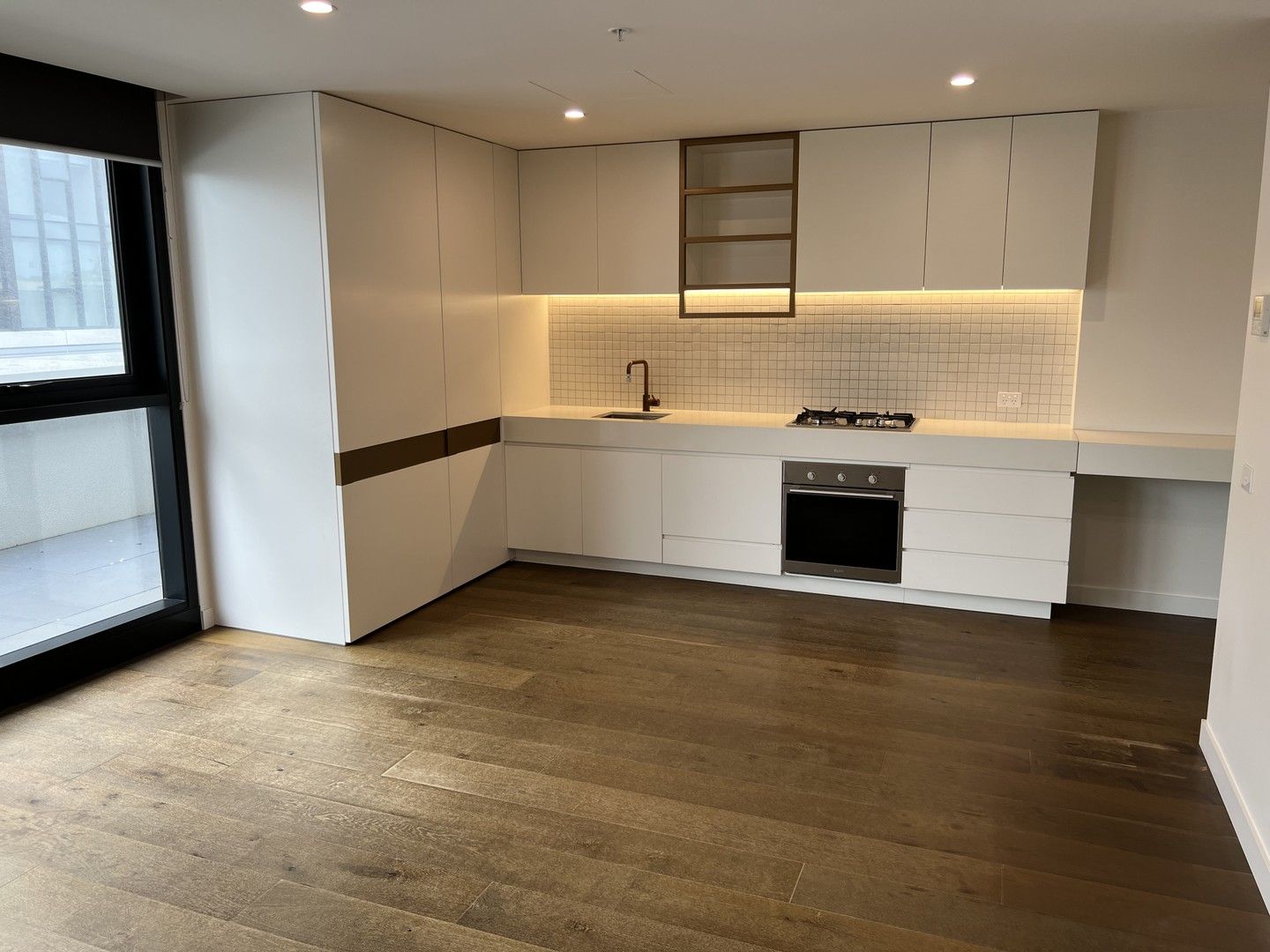 2 bedrooms Apartment / Unit / Flat in 103/52-54 Osullivan Road GLEN WAVERLEY VIC, 3150