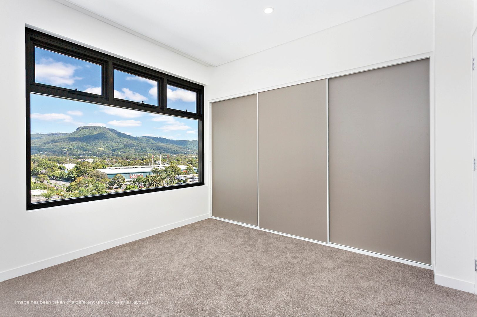 410/83 Campbell Street, Wollongong NSW 2500, Image 2
