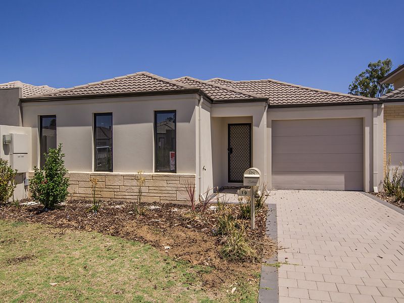 19 Meridian Way, KWINANA TOWN CENTRE WA 6167, Image 0