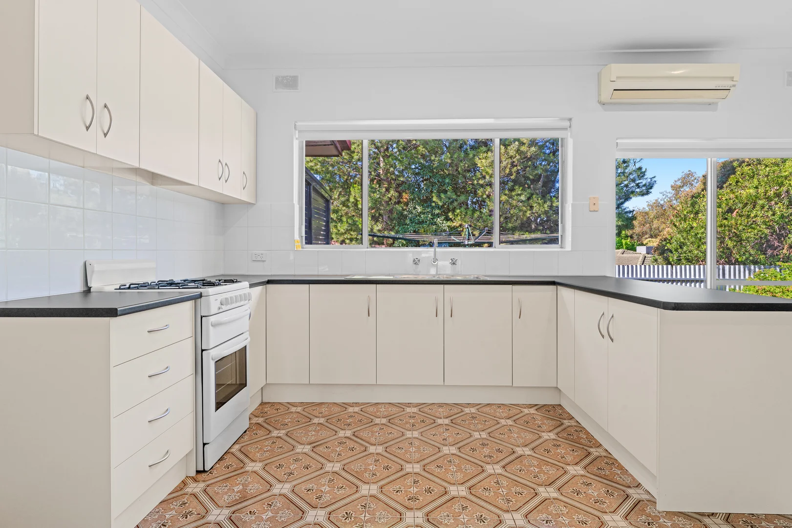 Additional image 4 of 45 Gunther Parade, Pasadena SA 5042