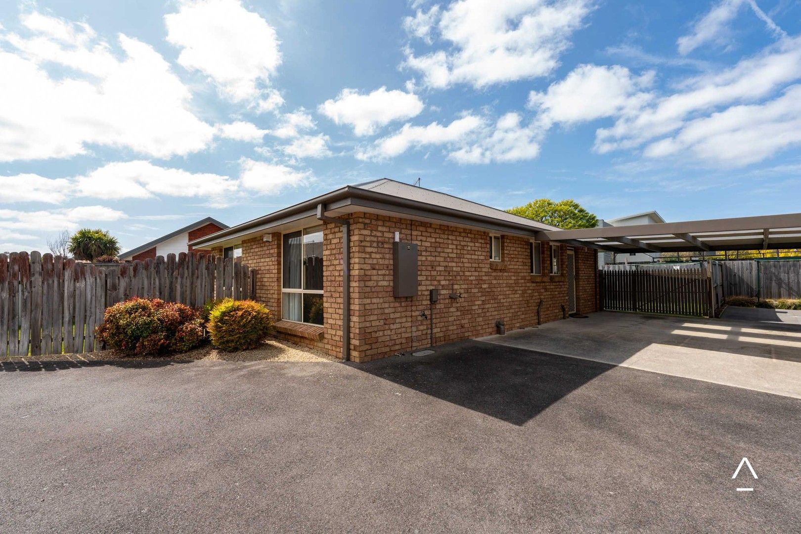2 bedrooms Apartment / Unit / Flat in 2/20 Camira Street NEWNHAM TAS, 7248