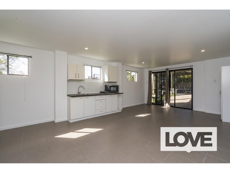 1 bedrooms Apartment / Unit / Flat in 40A Pisces Avenue ELERMORE VALE NSW, 2287