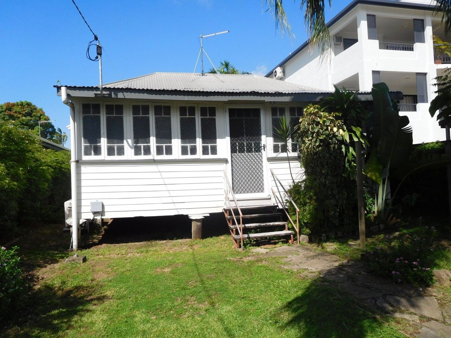 228 Grafton Street, Cairns North QLD 4870, Image 0