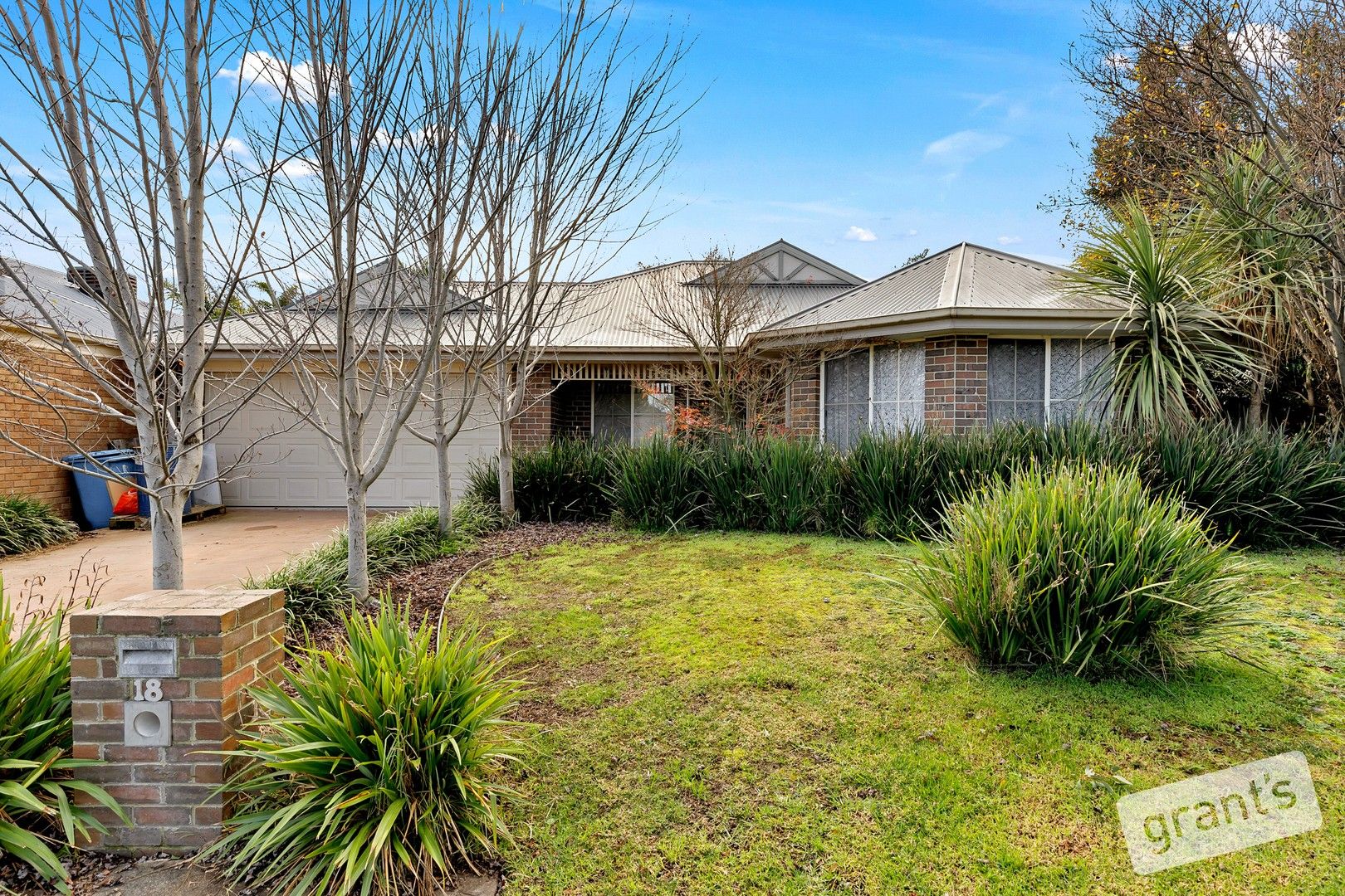 18 Mathoura Court, Berwick VIC 3806, Image 2