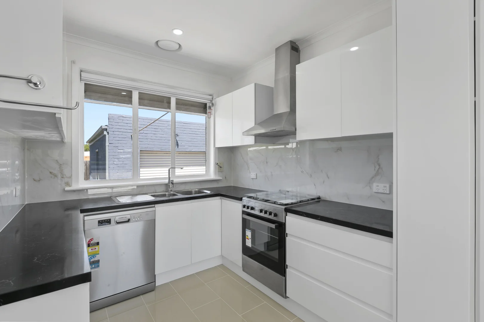 Additional image 6 of 11 Tunaley Parade, Reservoir VIC 3073