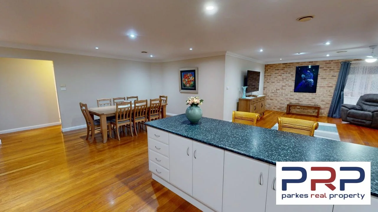 Additional image 4 of 8 Arana Place, Parkes NSW 2870