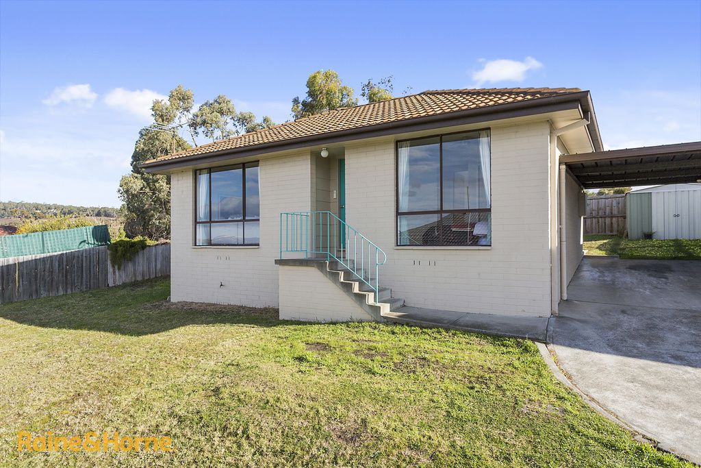 2/9 Crystal Downs Drive, Blackmans Bay TAS 7052, Image 2